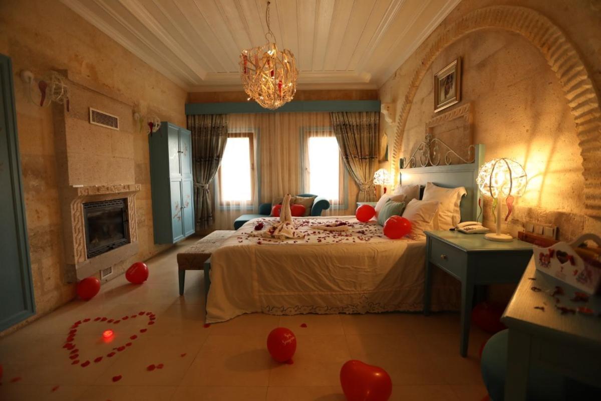 Anatelein Cave Hotel Uchisar Exterior photo