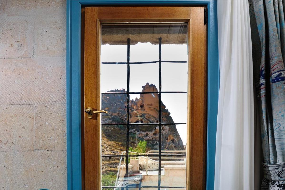 Anatelein Cave Hotel Uchisar Exterior photo