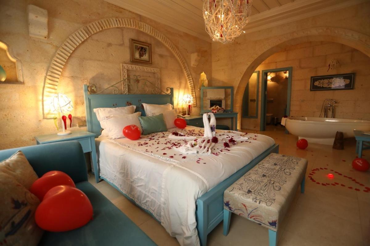 Anatelein Cave Hotel Uchisar Exterior photo